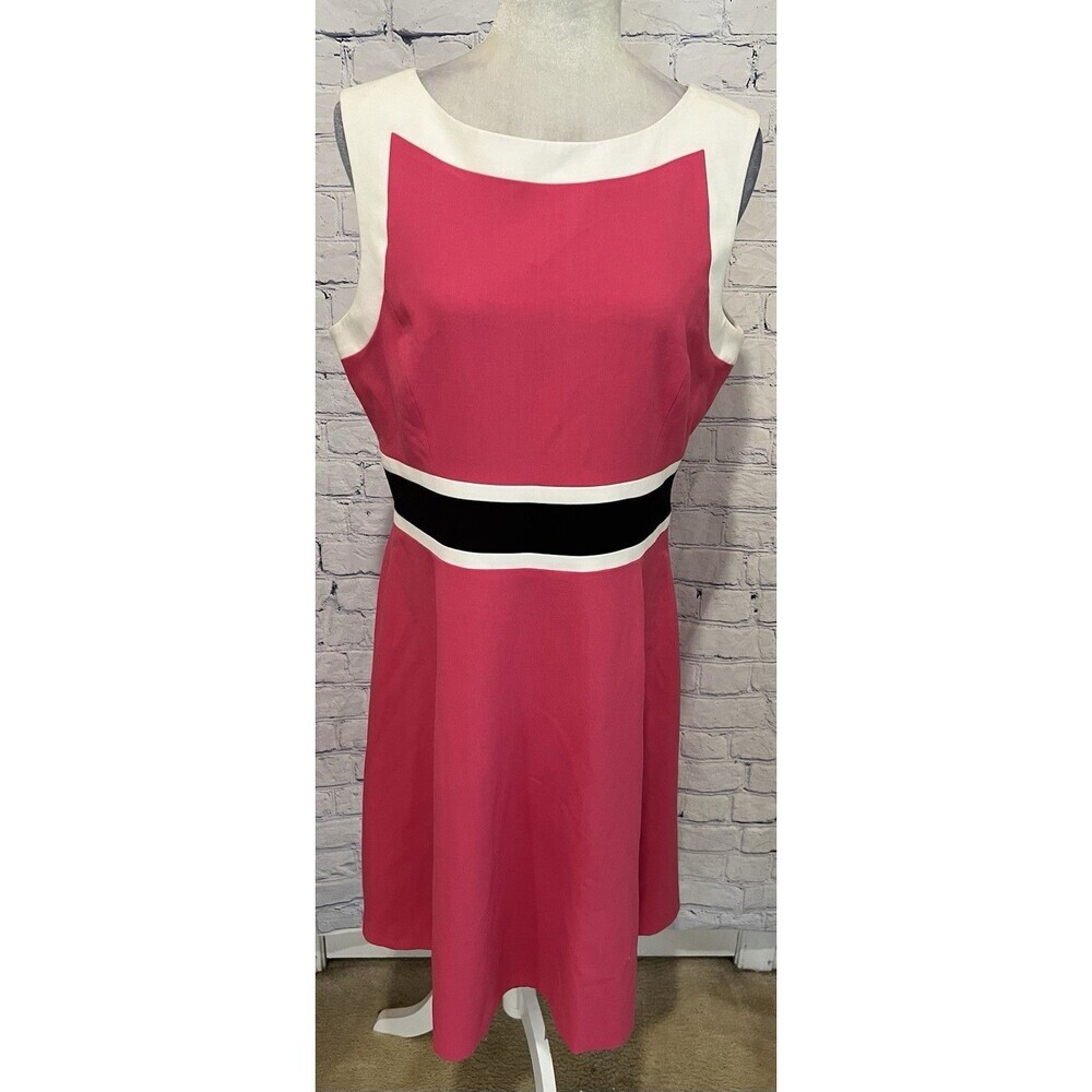 Nine West Women's Fit and Flare Dress W/Contrast Framing Size 10
